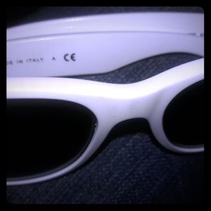 White Ray Ban's Wayfarer
